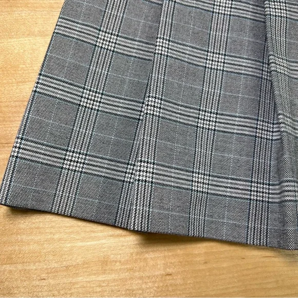 Uniqlo plaid skirt size S - Picture 2 of 5
